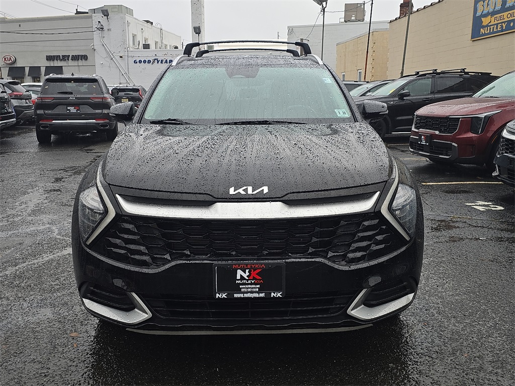 2023 Kia Sportage EX Image 2 of 30