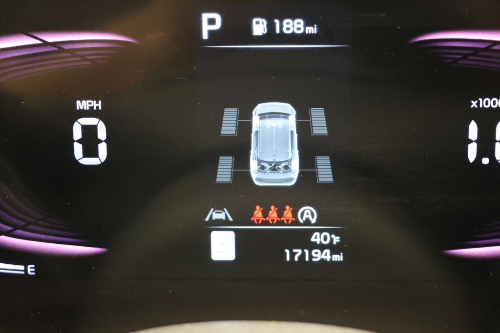 2023 Kia Sportage EX Image 18 of 29