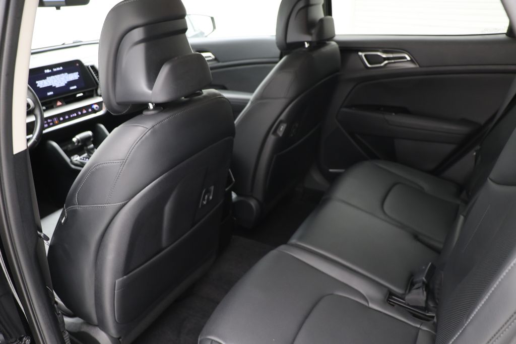 2023 Kia Sportage EX Image 11 of 29