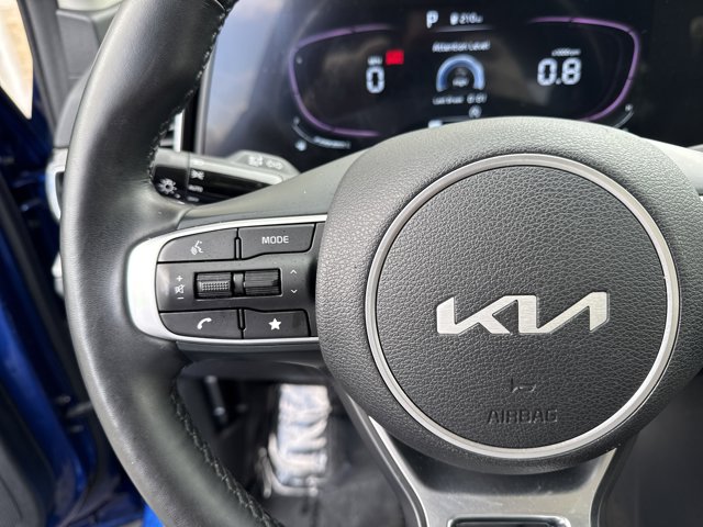 Vehicle image 18 of 37