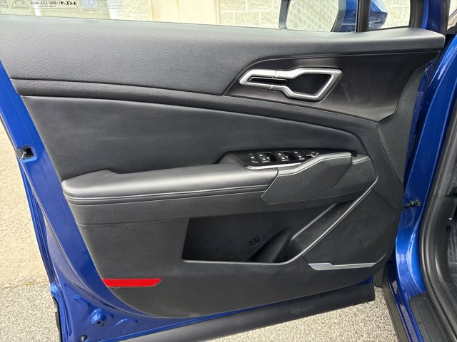 Vehicle image 13 of 37