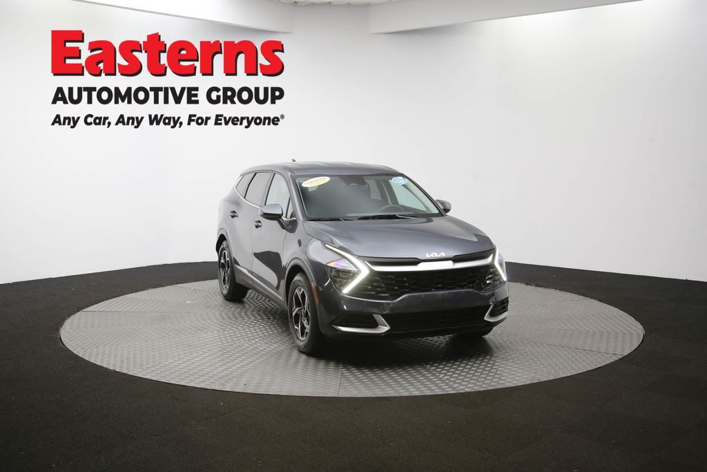 2023 Kia Sportage LX Image 10 of 63