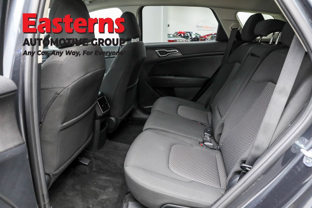 2023 Kia Sportage LX Image 45 of 63