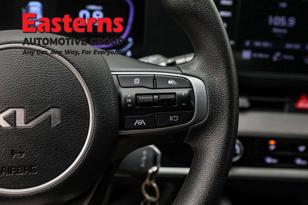 2023 Kia Sportage LX Image 47 of 63