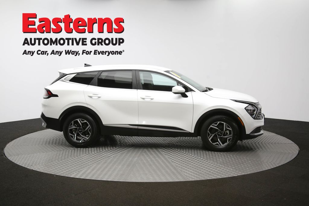 2023 Kia Sportage LX Image 18 of 62