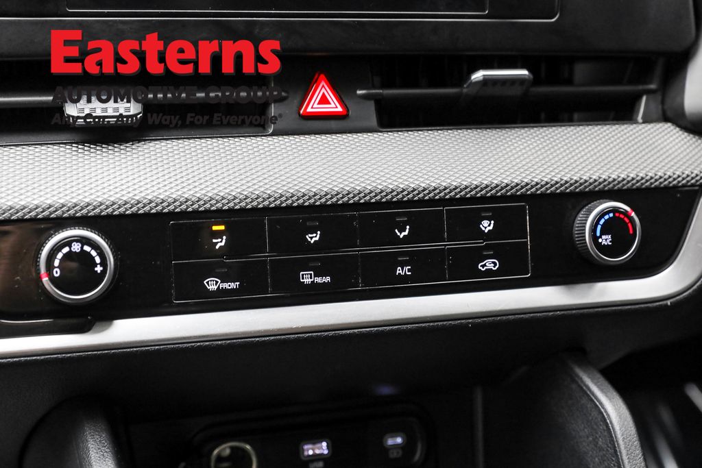 2023 Kia Sportage LX Image 58 of 62