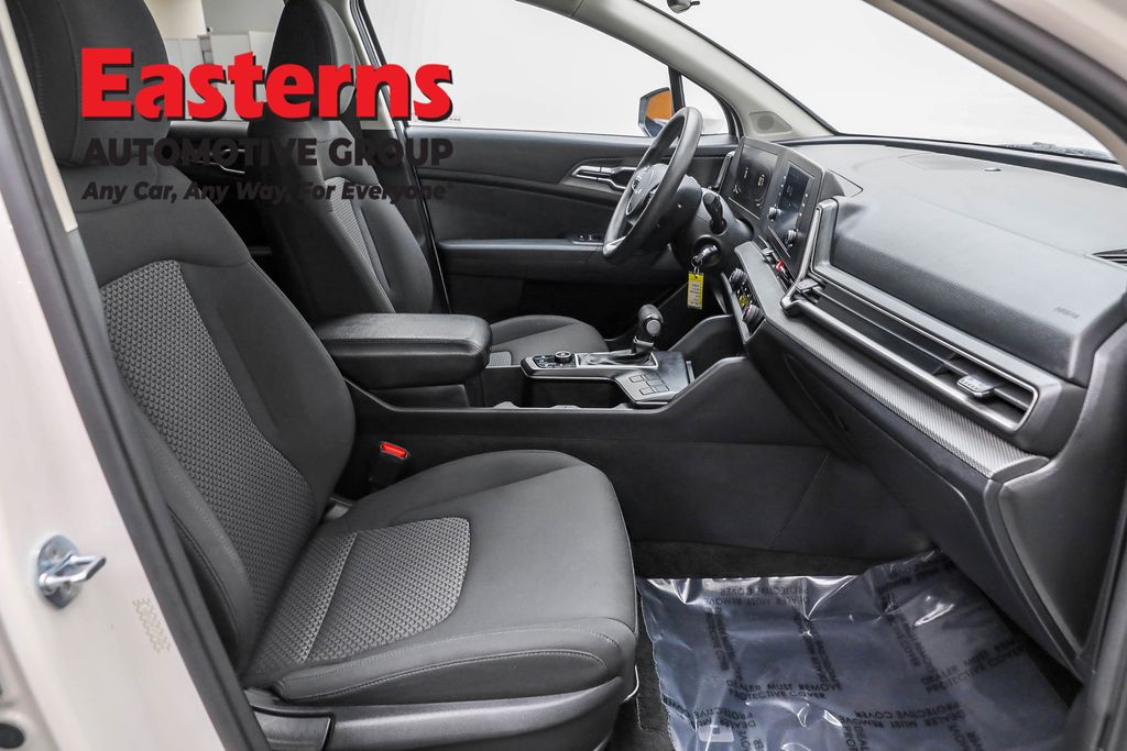 2023 Kia Sportage LX Image 46 of 62