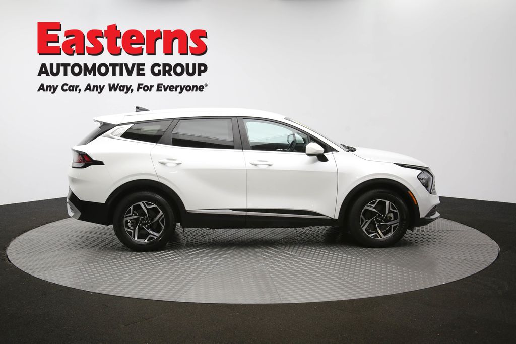 2023 Kia Sportage LX Image 16 of 62