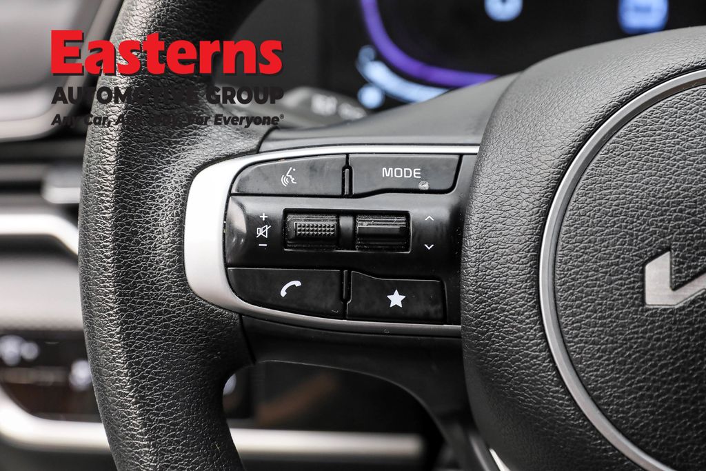 2023 Kia Sportage LX Image 48 of 62