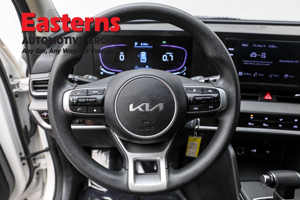 2023 Kia Sportage LX Image 49 of 62