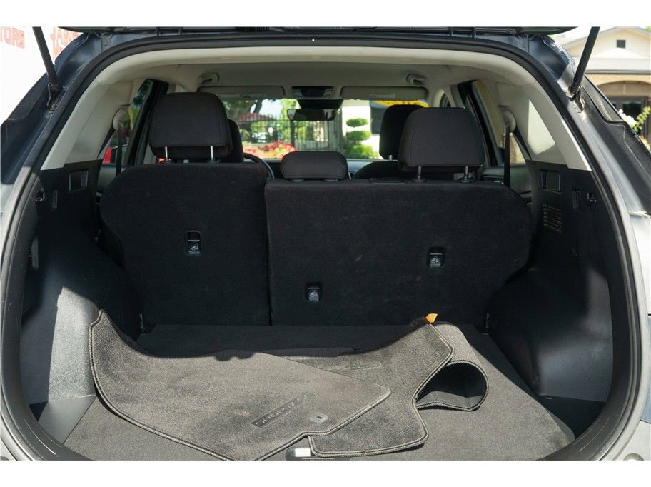 Vehicle image 39 of 43