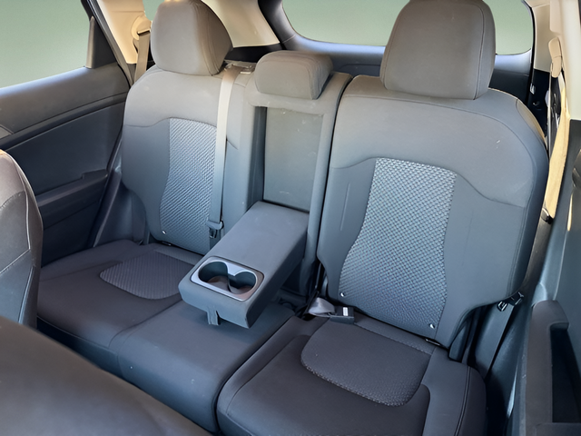 2023 Kia Sportage LX Image 12 of 40