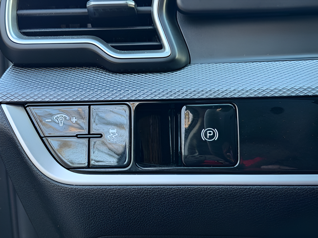 2023 Kia Sportage LX Image 30 of 40