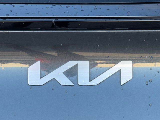 2023 Kia Sportage LX Image 32 of 40
