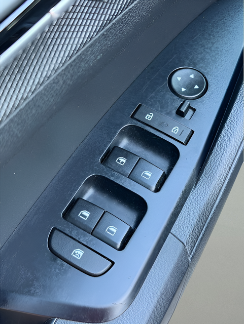 2023 Kia Sportage LX Image 38 of 40