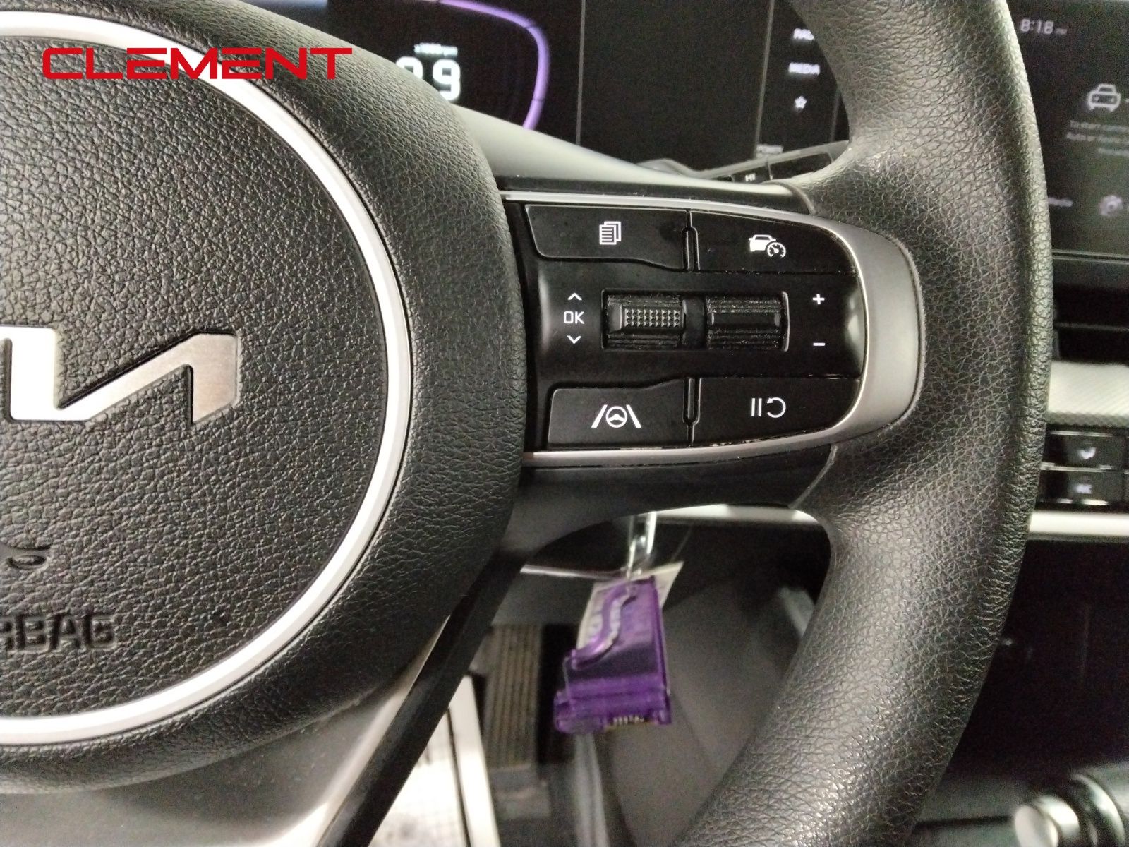 2023 Kia Sportage LX Image 19 of 39