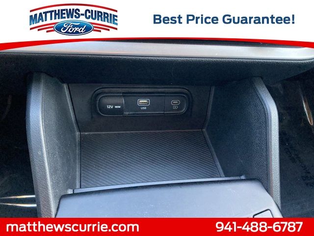 Vehicle image 6 of 8