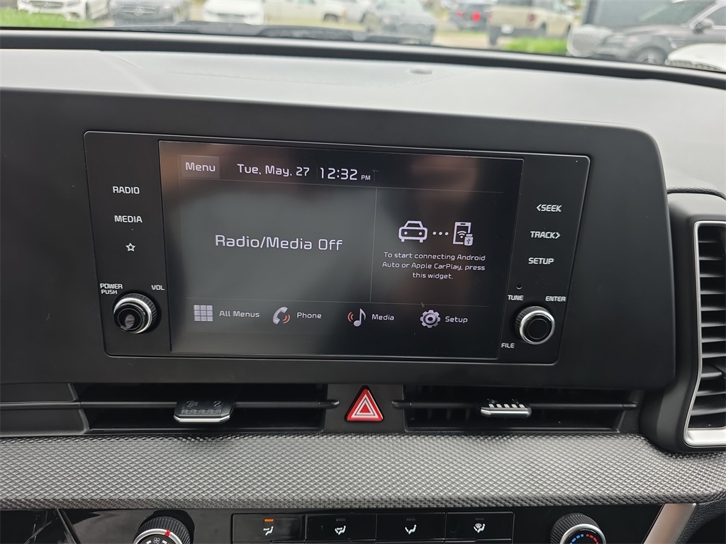 Vehicle image 11 of 26