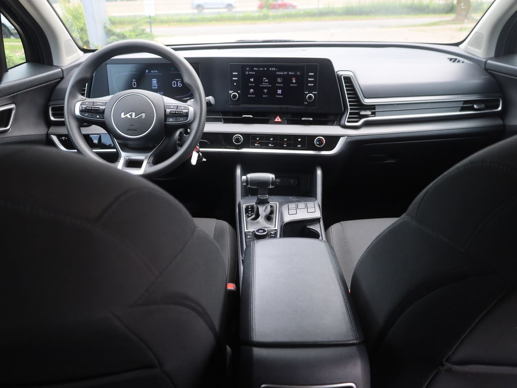 Vehicle image 20 of 39