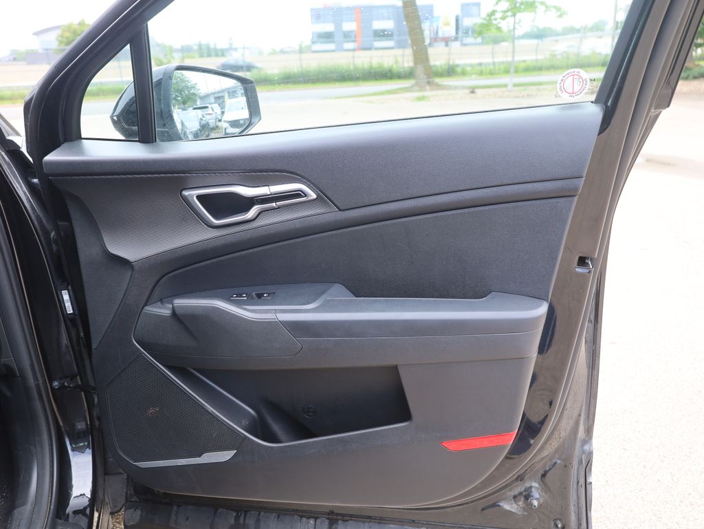 Vehicle image 35 of 39