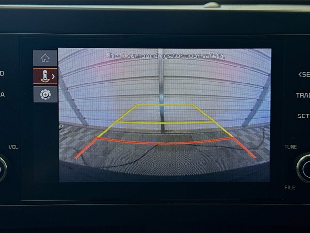 2023 Kia Sportage LX Image 14 of 17