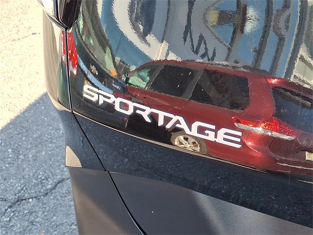 2023 Kia Sportage LX Image 29 of 30