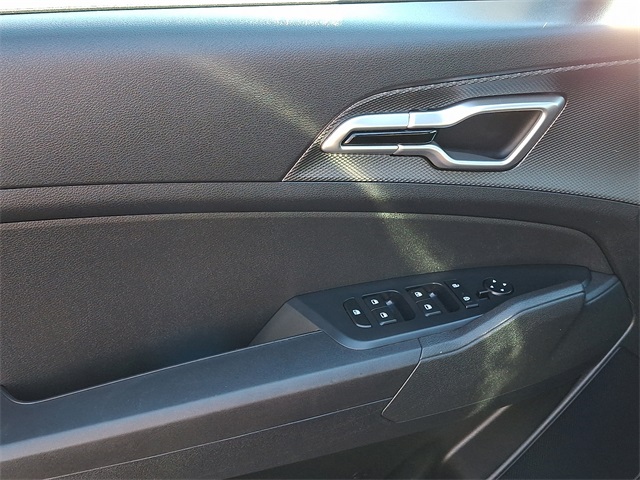 2023 Kia Sportage LX Image 18 of 30