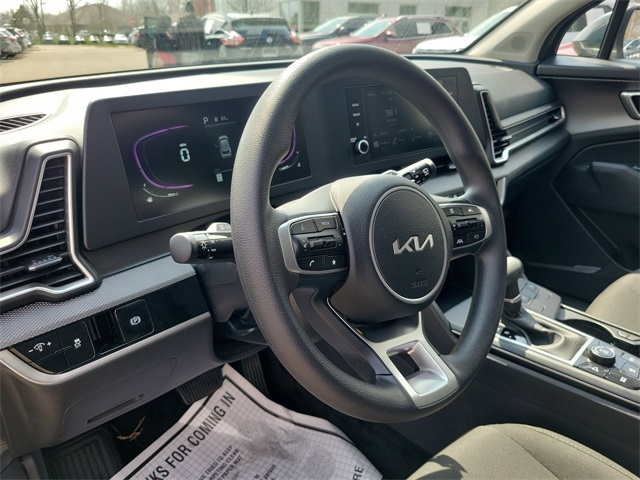 Vehicle image 6 of 27