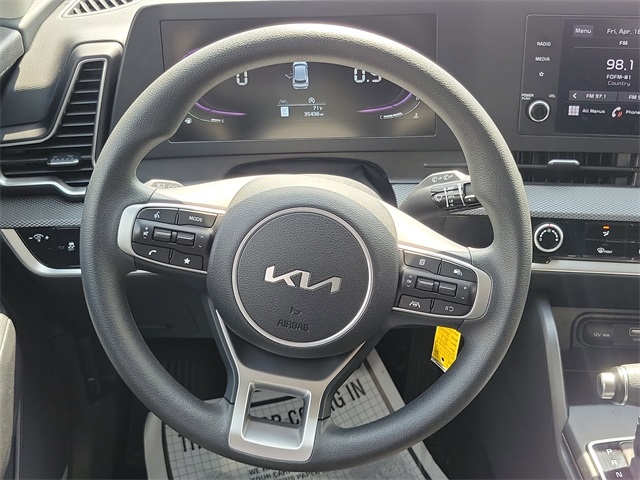 Vehicle image 19 of 27