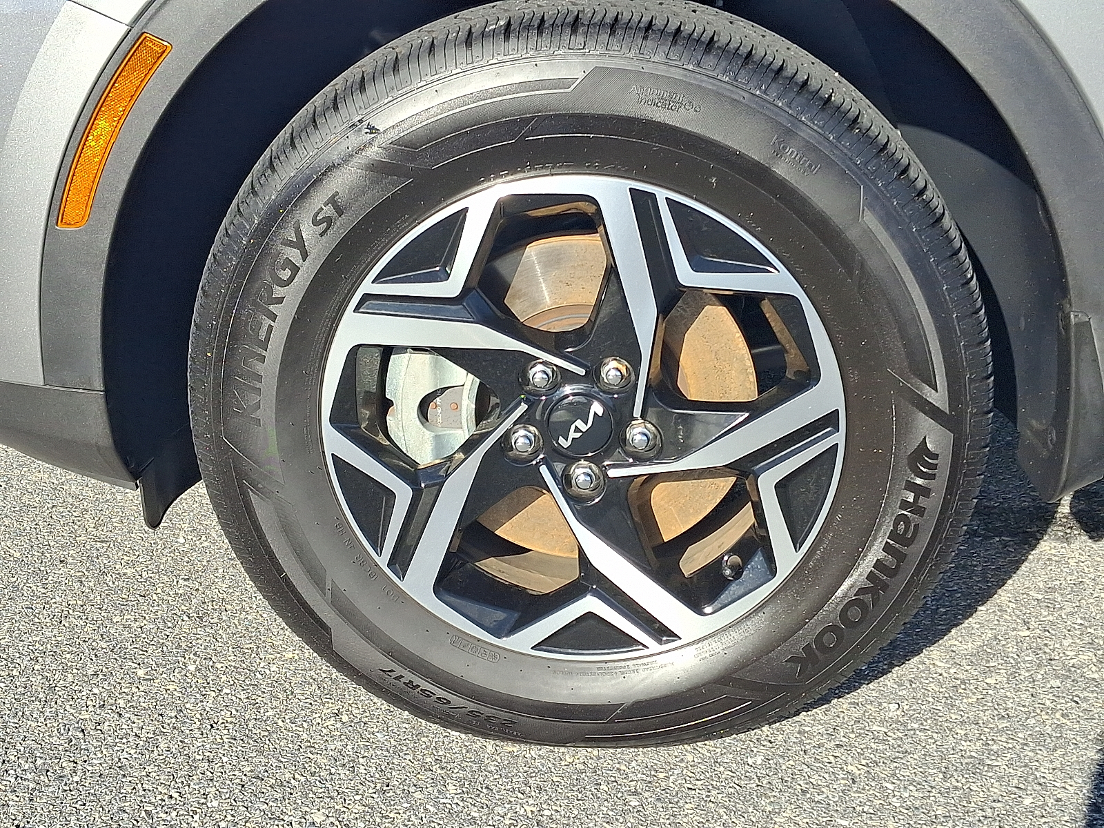 2023 Kia Sportage LX Image 9 of 30