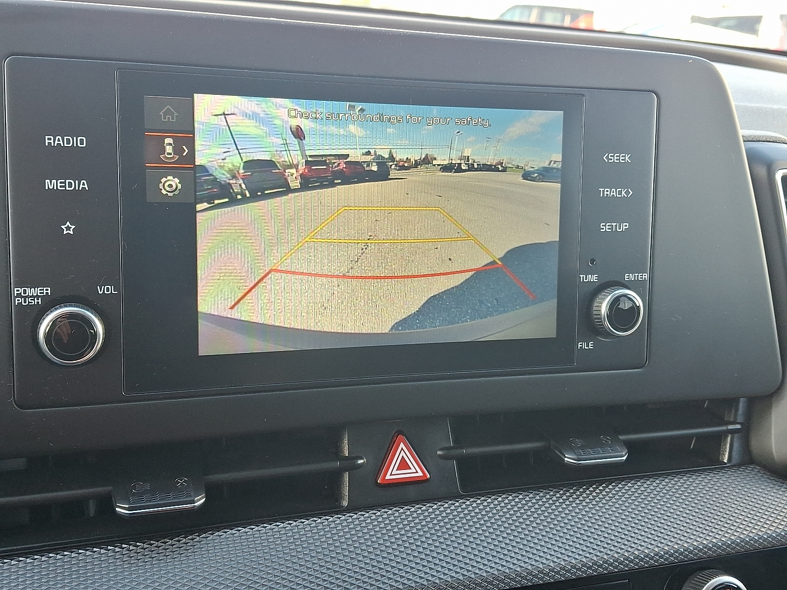 2023 Kia Sportage LX Image 16 of 30