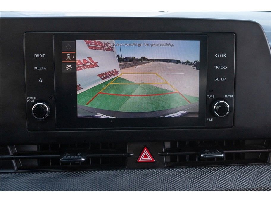 Vehicle image 36 of 41