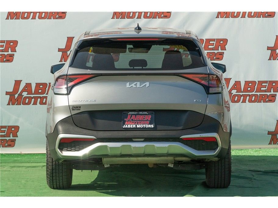 Vehicle image 5 of 41