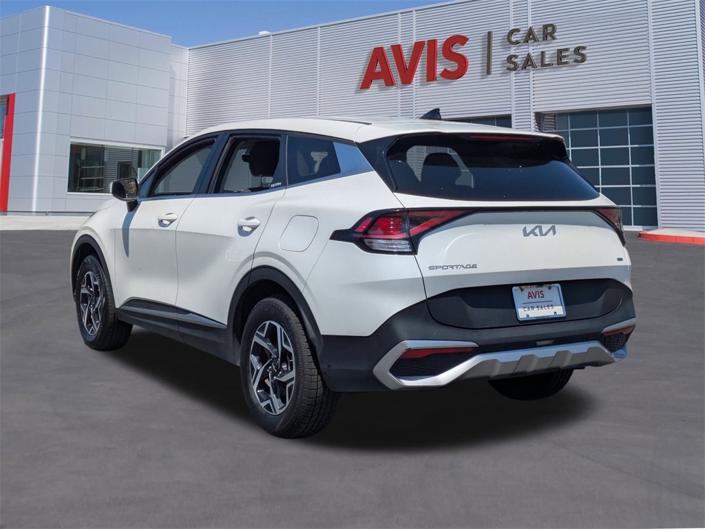 Vehicle image 7 of 30