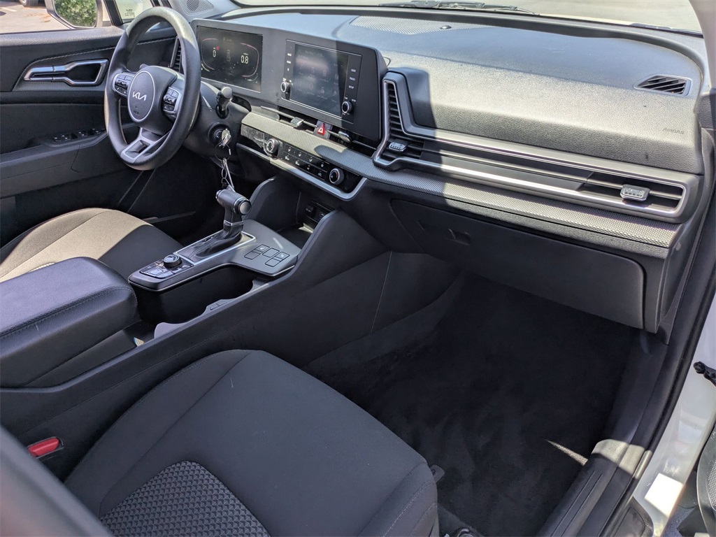 Vehicle image 29 of 30