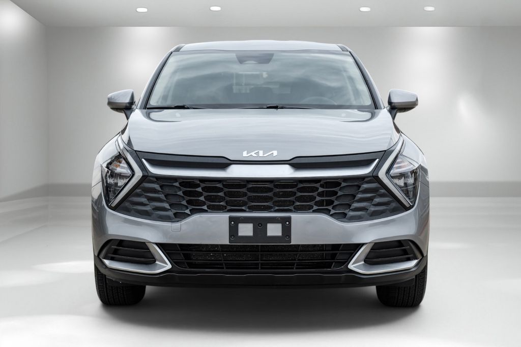 2023 Kia Sportage LX Image 3 of 59