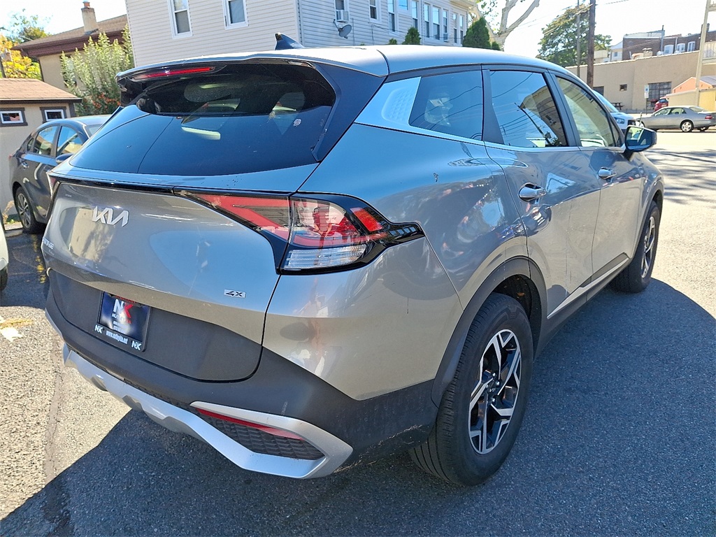 2023 Kia Sportage LX Image 4 of 30