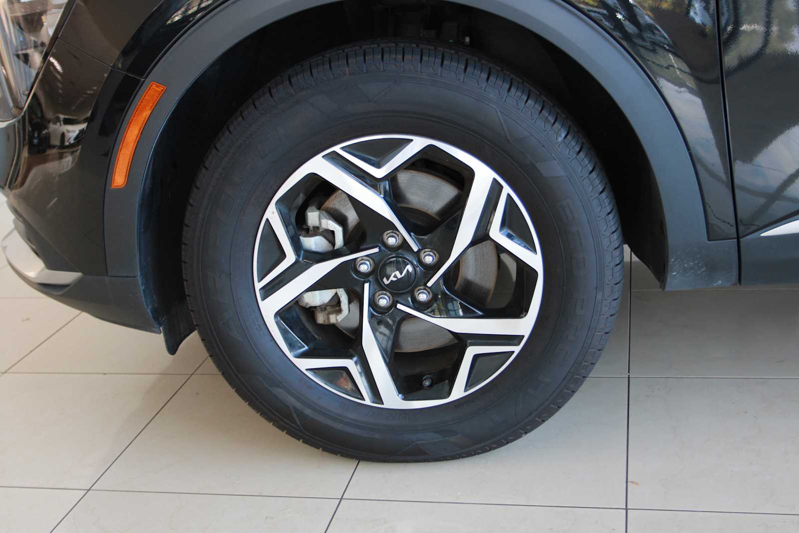 2023 Kia Sportage LX Image 7 of 33