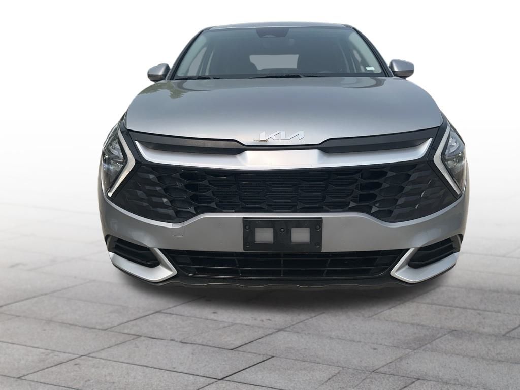 2023 Kia Sportage LX Image 2 of 20