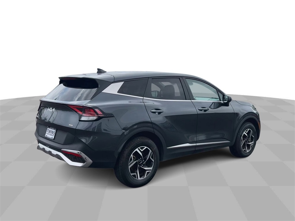 Vehicle image 6 of 30
