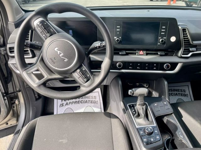 Vehicle image 14 of 25