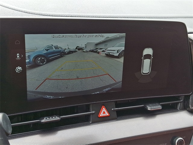 2023 Kia Sportage SX Image 16 of 30