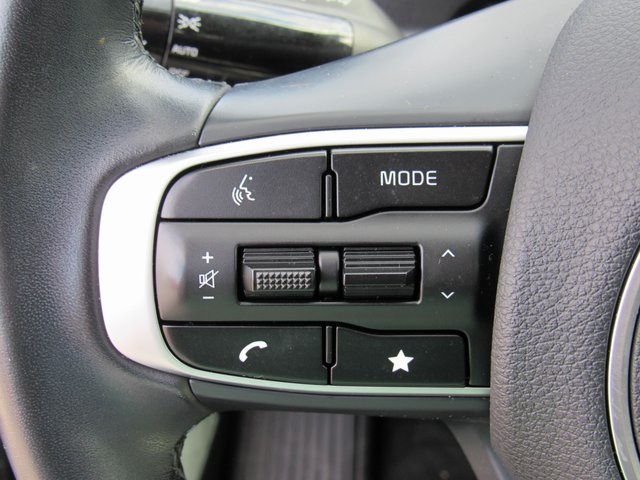 Vehicle image 34 of 46