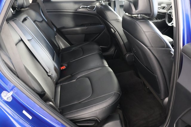 2023 Kia Sportage SX Image 11 of 30