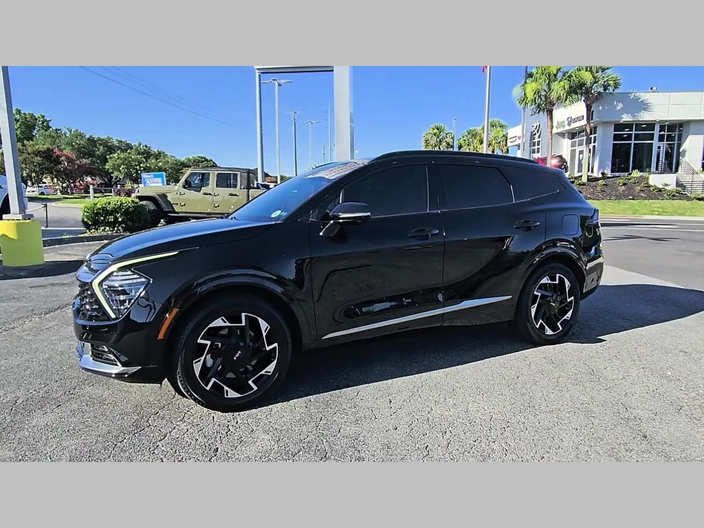 2023 Kia Sportage SX-Prestige Image 3 of 42