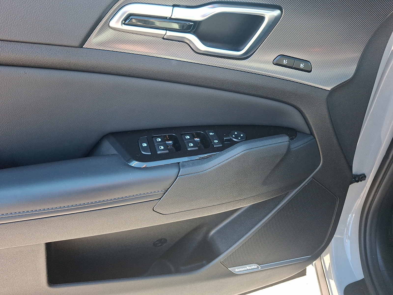 2023 Kia Sportage SX-Prestige Image 21 of 32