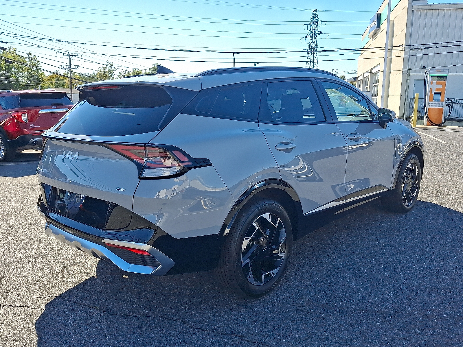 2023 Kia Sportage SX-Prestige Image 4 of 32