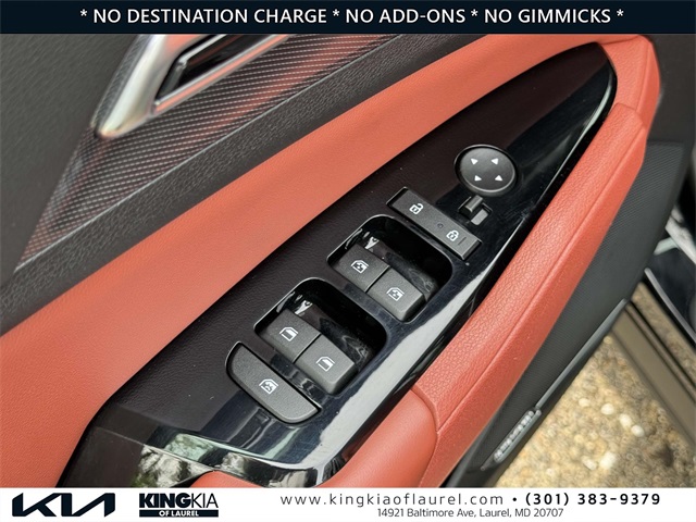 Vehicle image 14 of 31