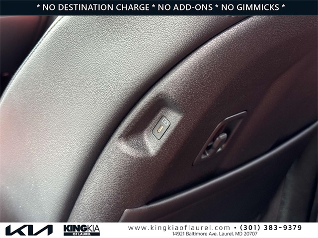 Vehicle image 27 of 31