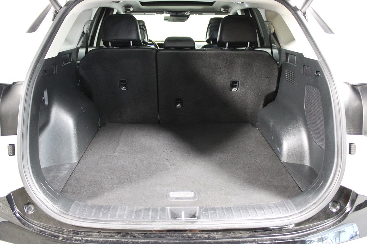 2023 Kia Sportage SX-Prestige Image 15 of 41